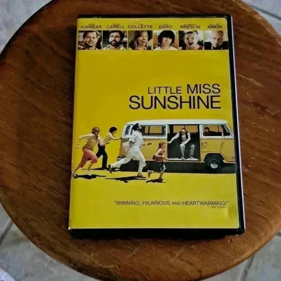 Dvd LITTLE MISS SUNSHINE INCLUDES WIDESCREEN AND FULL SCREEN VERSIONS - Picture 2 of 5